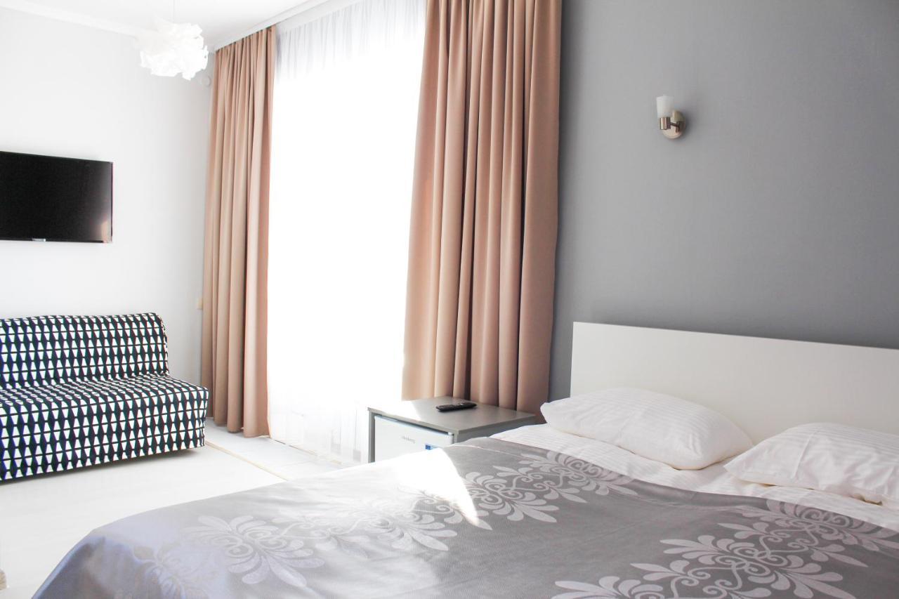 Scandi Hotel Makinsk 외부 사진